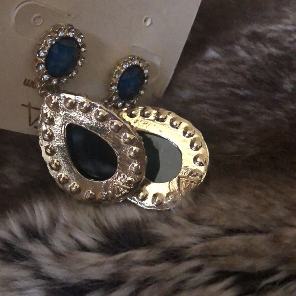 AMRITA SINGH blue lapis earrings - Picture 5 of 5